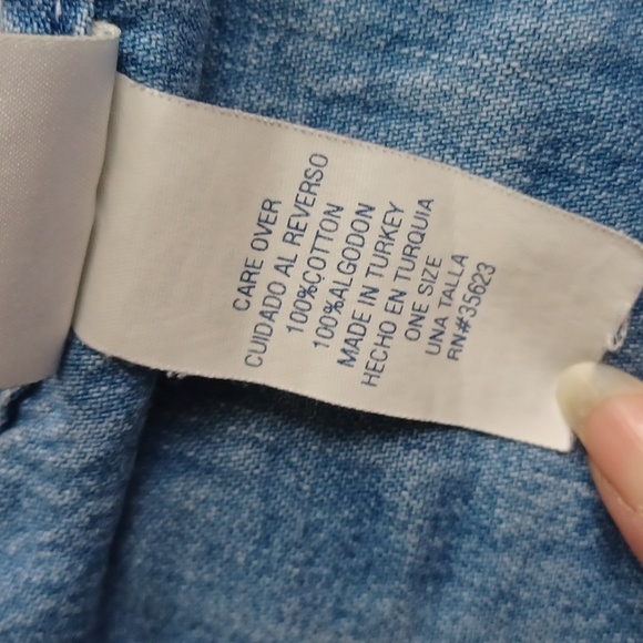 4/$30 Denim Bib - Hey Diddle, Diddle - Picture 5 of 6